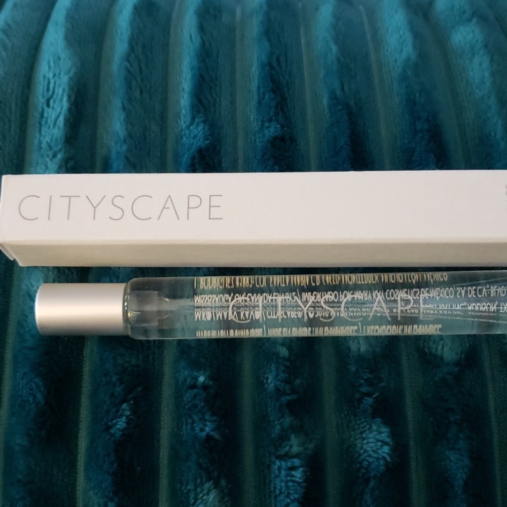 Cityscape Fragrance Travel Spray